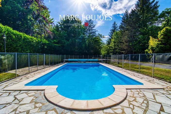 Image No.2-4 Bed House for sale