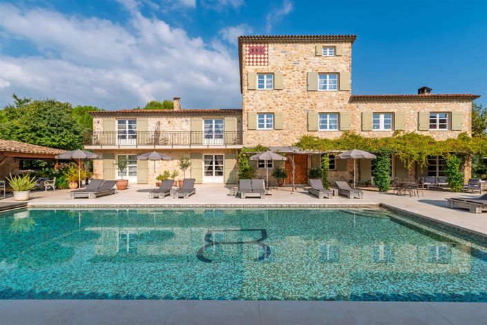 Image No.6-24 Bed House for sale