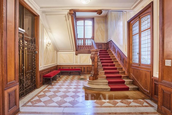 Image No.16-5 Bed Apartment for sale