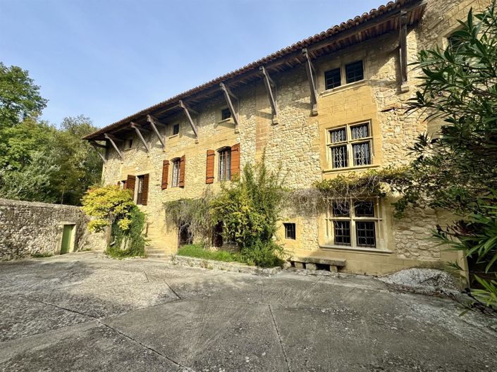 Image No.14-10 Bed House for sale