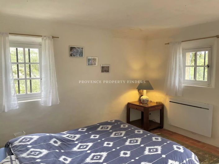 Image No.10-4 Bed House for sale