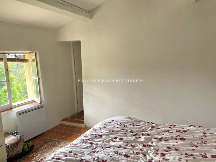 Image No.19-4 Bed House for sale