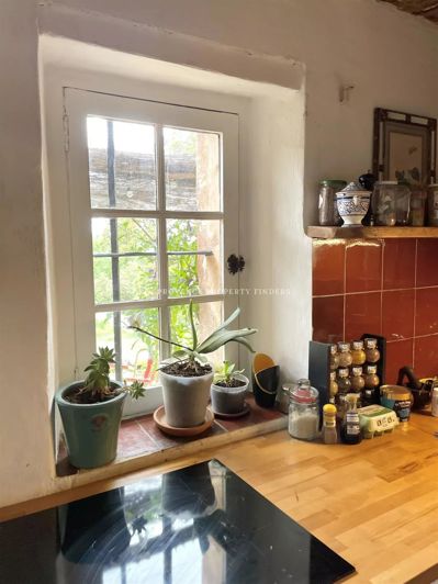 Image No.8-4 Bed House for sale