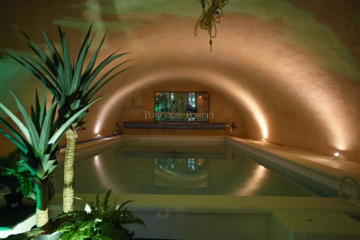 Image No.23-7 Bed House for sale