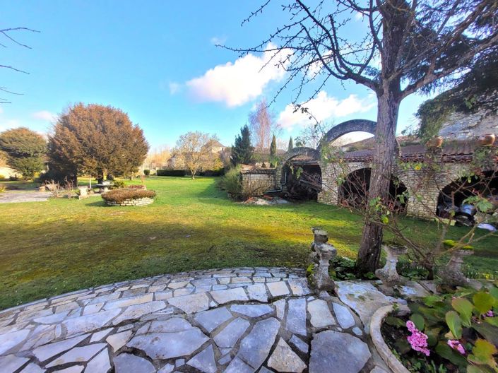 Image No.2-7 Bed House for sale