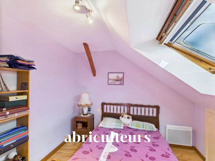 Image No.8-4 Bed House for sale