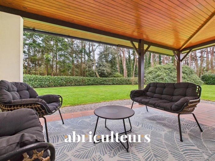 Image No.10-3 Bed House for sale