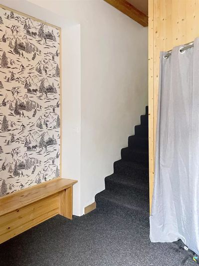 Image No.20-4 Bed Apartment for sale