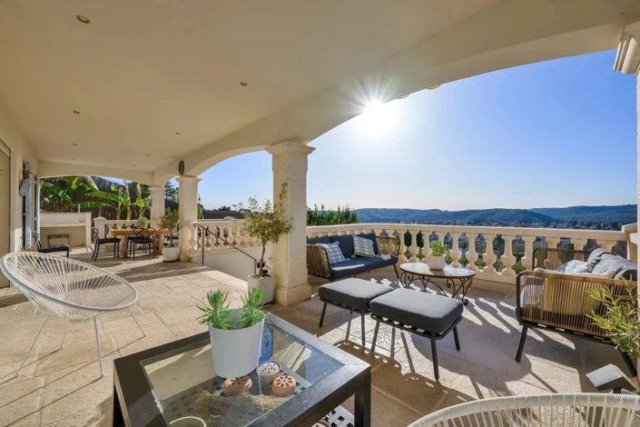 Image No.3-7 Bed House for sale