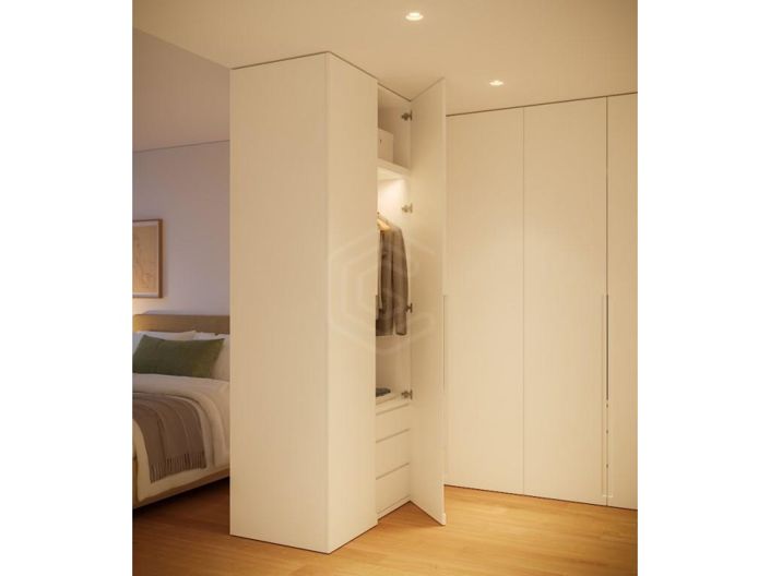 Image No.10-3 Bed Apartment for sale