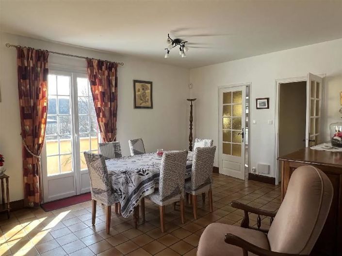 Image No.2-3 Bed House for sale