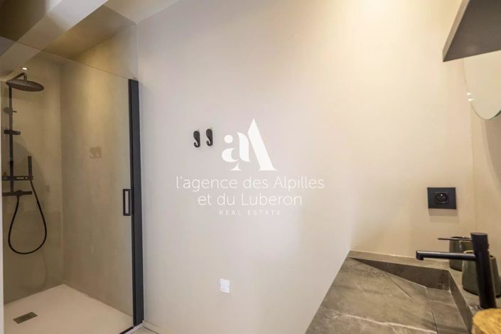 Image No.10-4 Bed House for sale