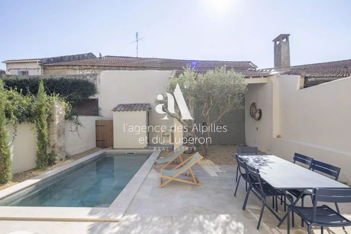 Image No.2-4 Bed House for sale