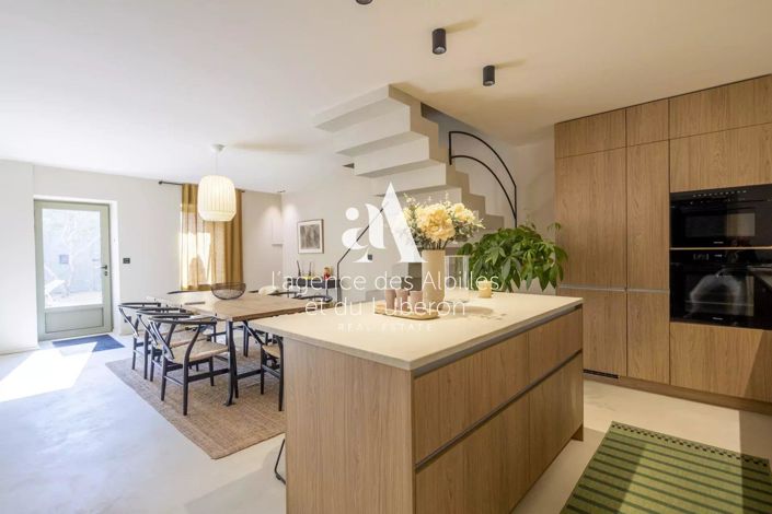 Image No.5-4 Bed House for sale