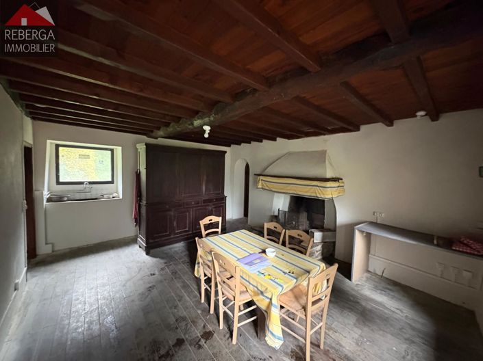 Image No.10-3 Bed House for sale