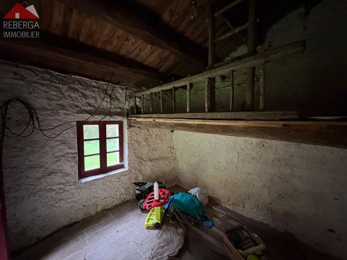 Image No.26-3 Bed House for sale