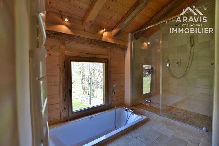 Image No.11-4 Bed House for sale