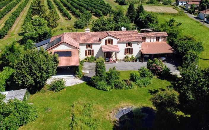 Image No.1-4 Bed House for sale