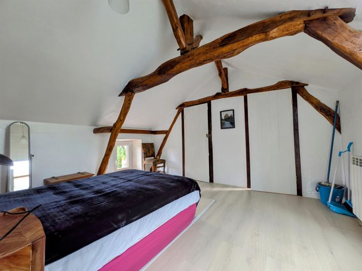 Image No.8-4 Bed House for sale