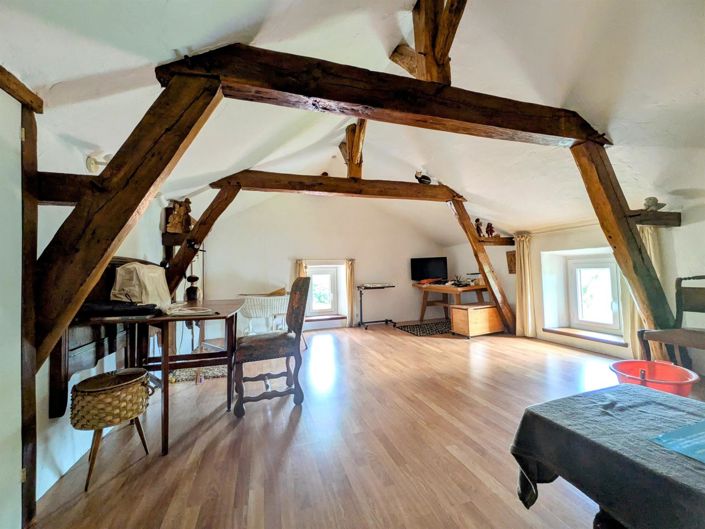 Image No.9-4 Bed House for sale