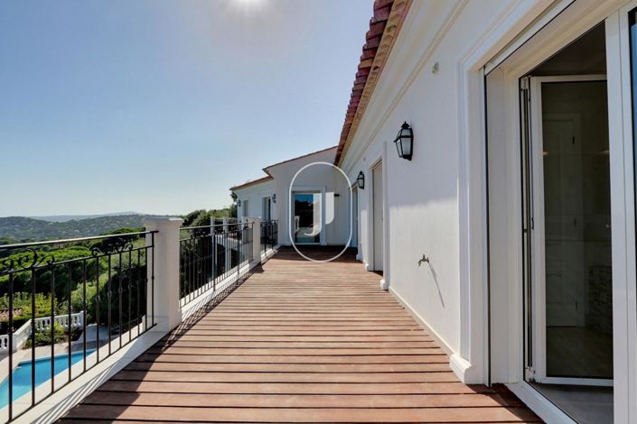 Image No.36-7 Bed House for sale