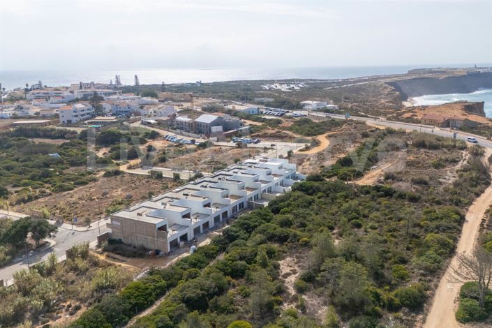 Image No.30-3 Bed House for sale