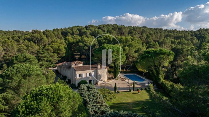 Image No.1-4 Bed House for sale