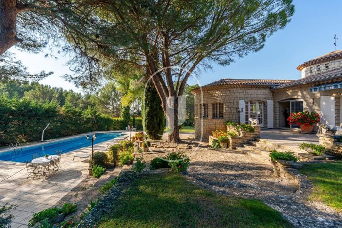 Image No.3-4 Bed House for sale