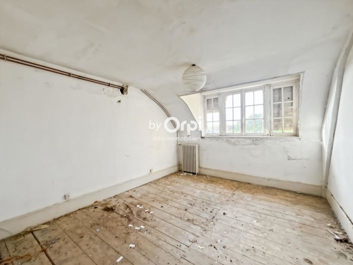 Image No.17-6 Bed House for sale