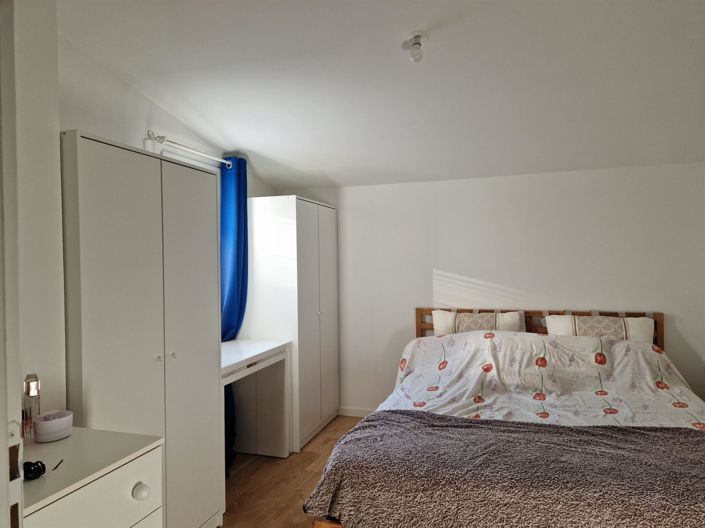 Image No.10-5 Bed House for sale