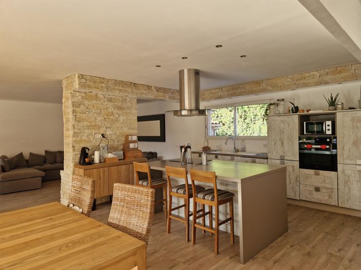 Image No.2-5 Bed House for sale