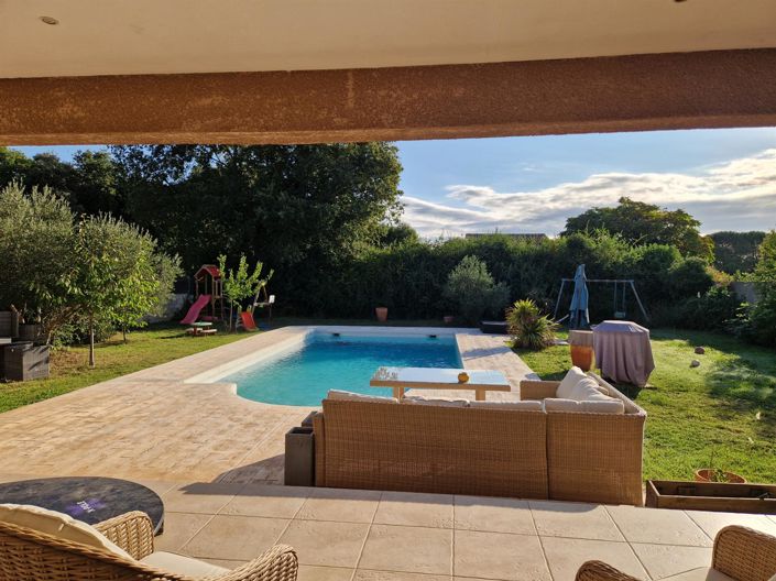 Image No.4-5 Bed House for sale