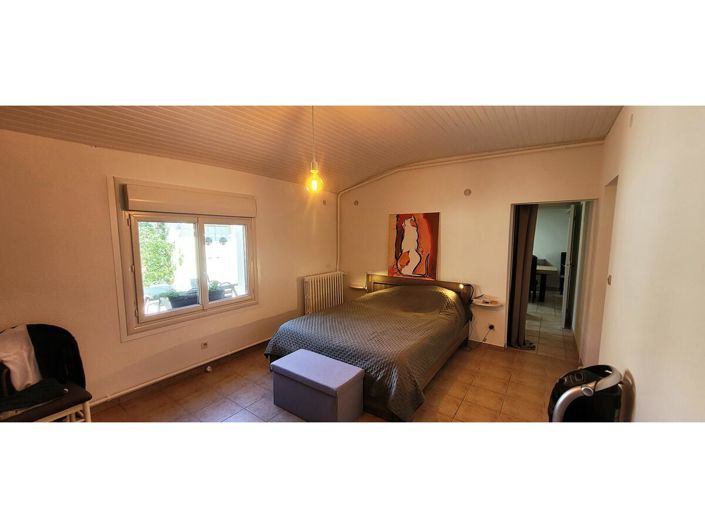 Image No.9-4 Bed House for sale