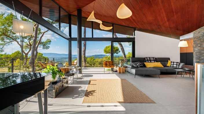 Image No.4-5 Bed House for sale