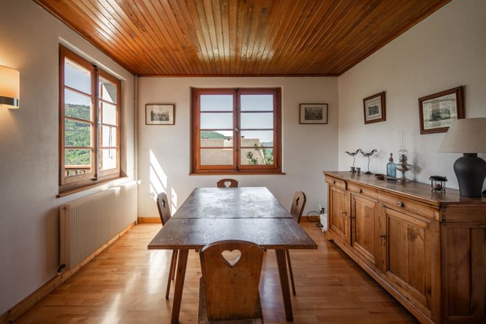 Image No.6-4 Bed House for sale