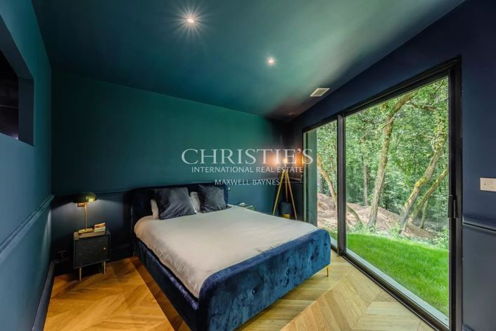 Image No.12-4 Bed House for sale