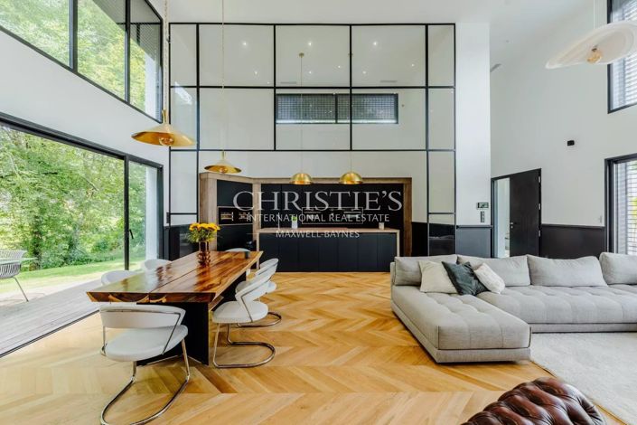 Image No.3-4 Bed House for sale