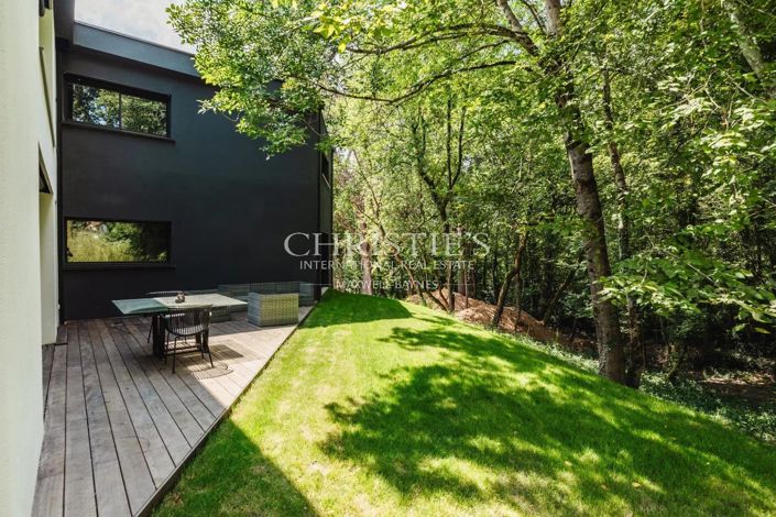 Image No.7-4 Bed House for sale