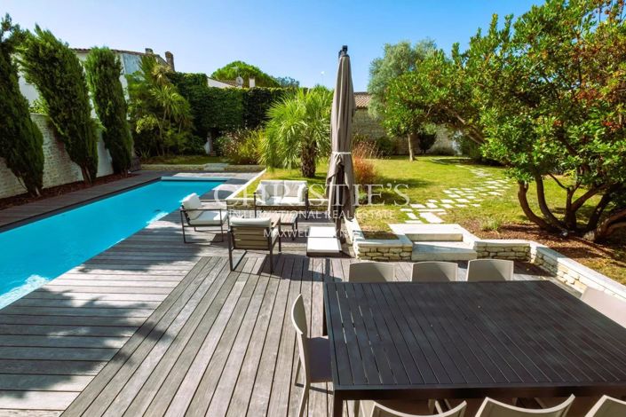 Image No.32-5 Bed House for sale