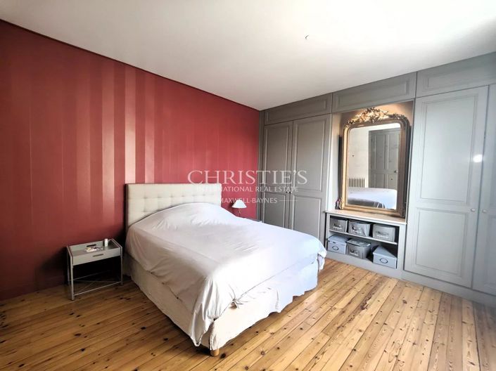 Image No.11-5 Bed House for sale