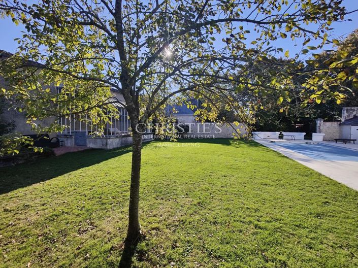 Image No.17-5 Bed House for sale