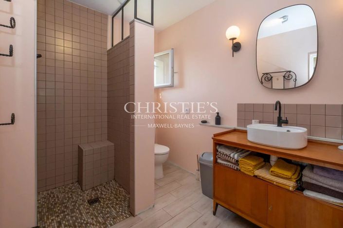 Image No.11-4 Bed House for sale