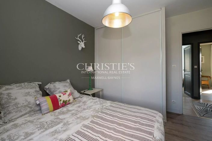 Image No.16-4 Bed House for sale