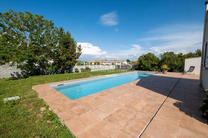 Image No.19-4 Bed House for sale