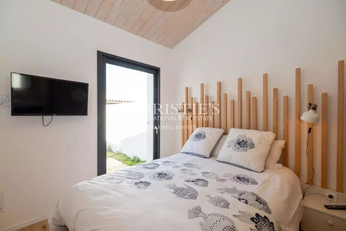 Image No.10-6 Bed House for sale