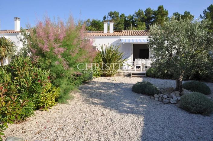 Image No.5-16 Bed House for sale