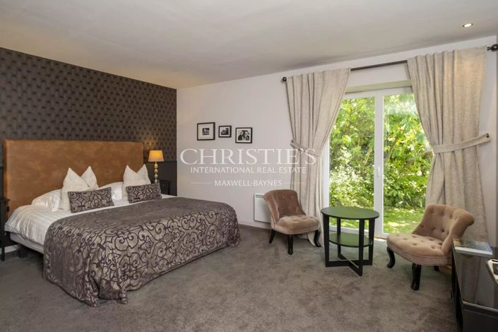 Image No.14-7 Bed House for sale