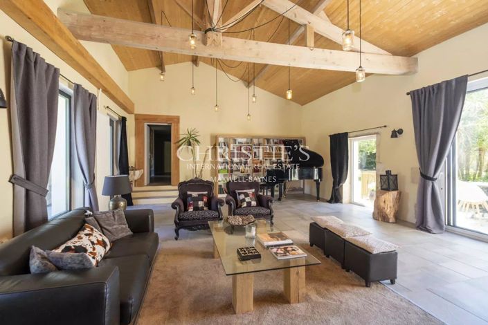 Image No.6-7 Bed House for sale