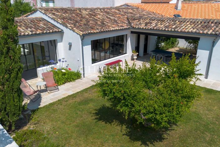 Image No.21-5 Bed House for sale