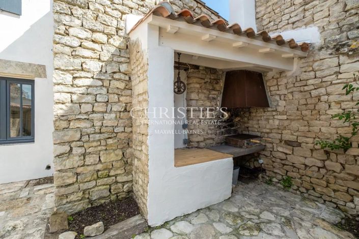 Image No.16-5 Bed House for sale